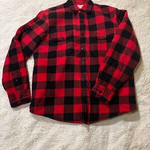 Men's Red and Black Buffalo Plaid Flannel Shirt.6062